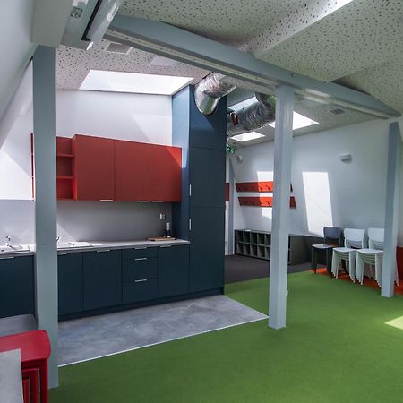 Happy Street Hostel Торунь Екстер'єр фото