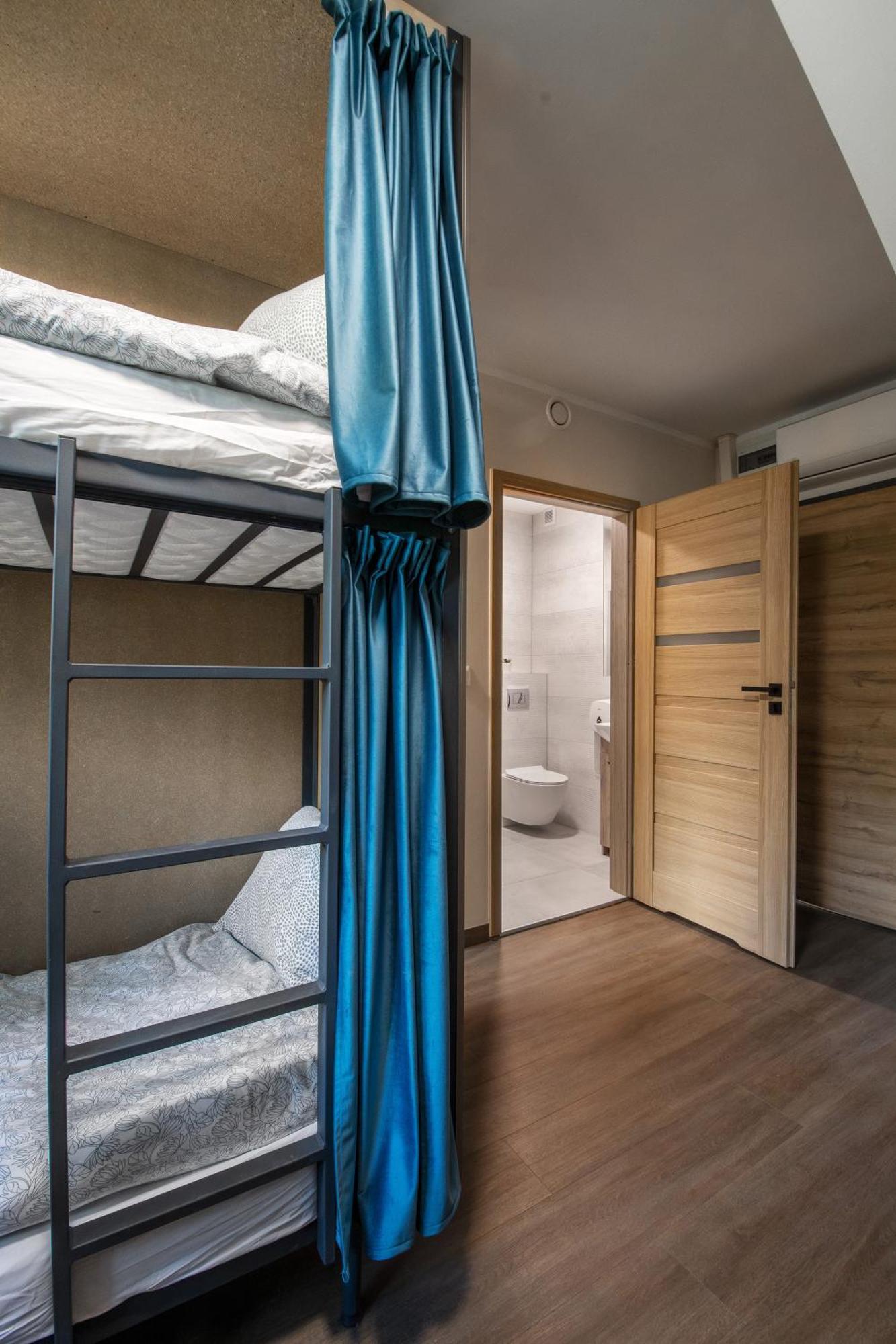 Happy Street Hostel Торунь Екстер'єр фото